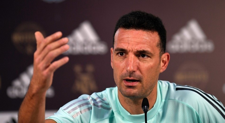 Scaloni presentó una lista preliminar de 50 jugadores para la Copa del Mundo